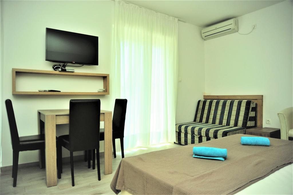 Grejm Family Apartments Petrovac Luaran gambar