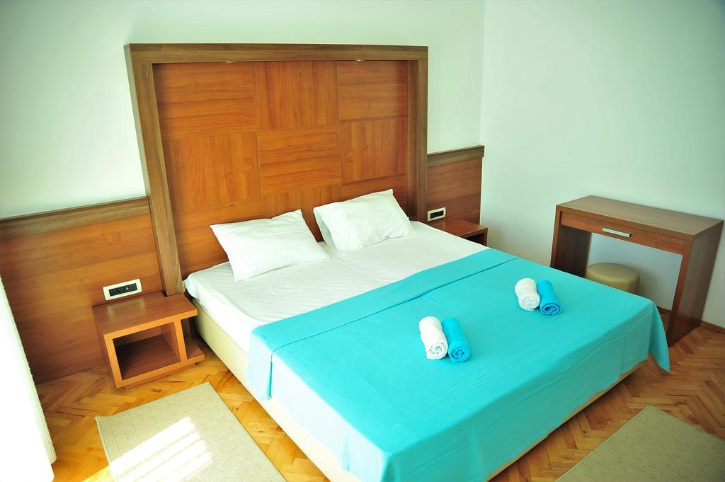 Grejm Family Apartments Petrovac Luaran gambar